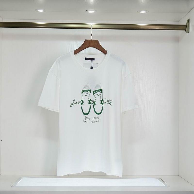 Louis Vuitton Men's T-shirts 232